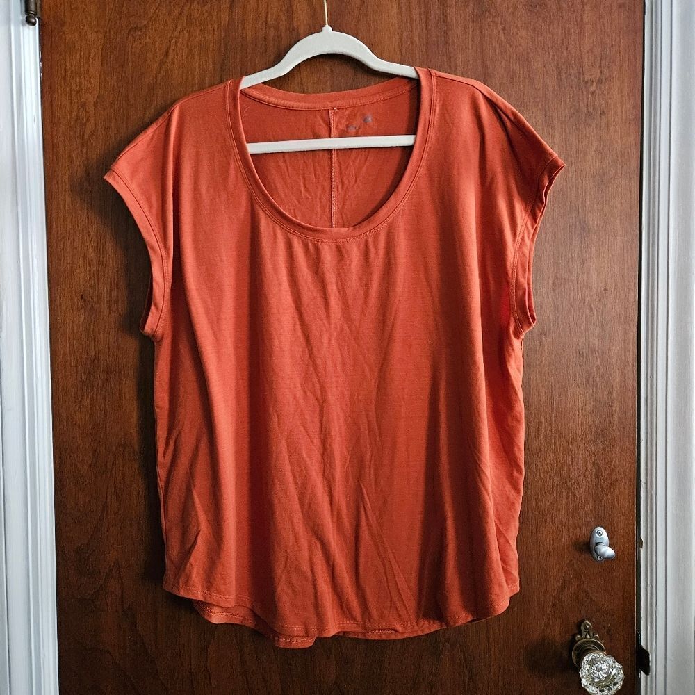 GAP Fit Active Top